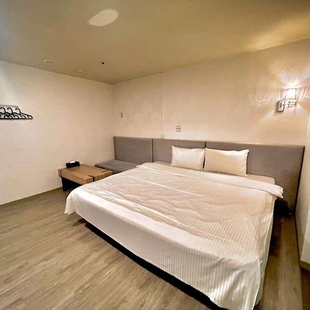Walker Hotel - Zhengyi 2 Taipei Exterior photo