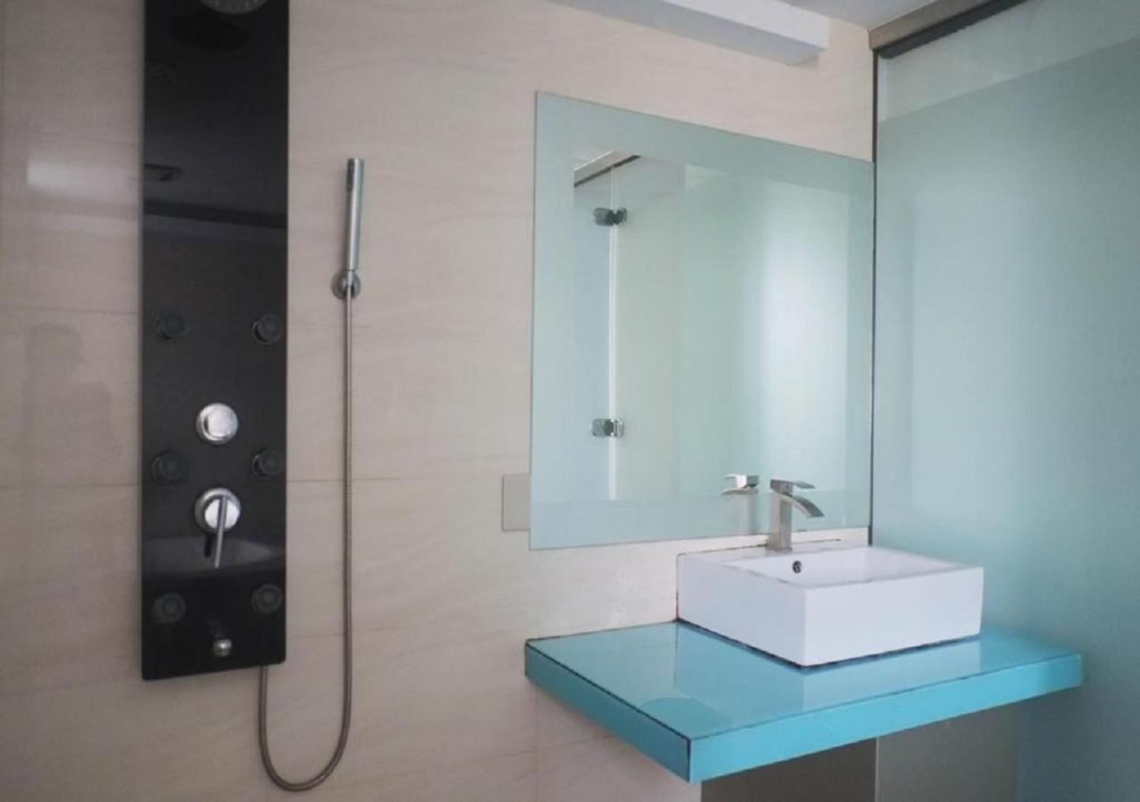 Walker Hotel - Zhengyi 2 Taipei Exterior photo