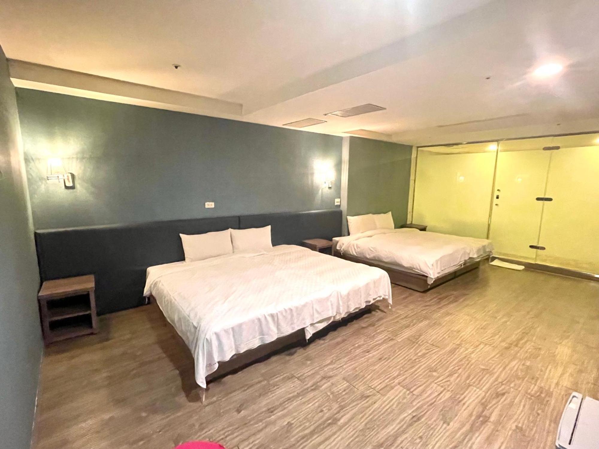 Walker Hotel - Zhengyi 2 Taipei Exterior photo